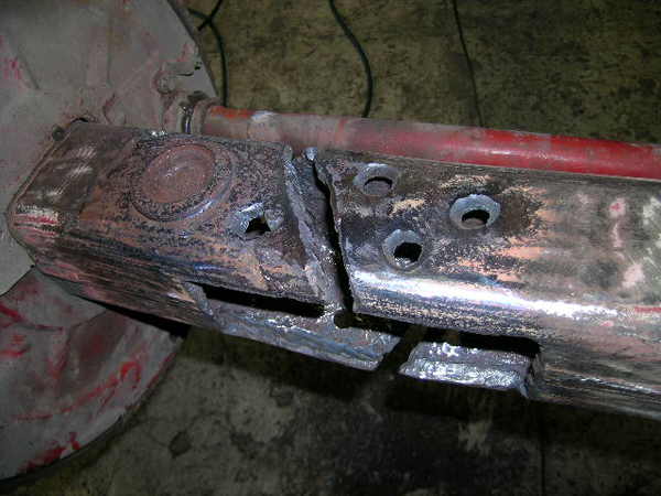 Nutzfahrzeug Vermessung, LKW Rahmen richten, Kaltrichten - raschl Düsseldorf